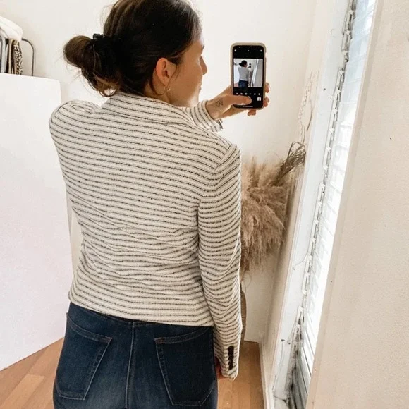 Veronica Beard White and Black Striped Blazer - Picture 7 of 16